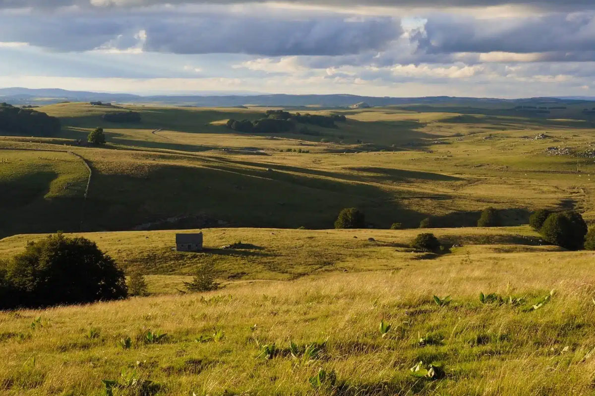auvergne volcans séjour randos